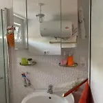 Irma Haus דירה יאדראנובו