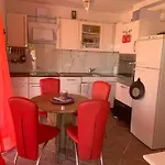 דירה Irma Haus יאדראנובו