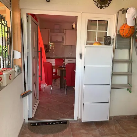 Irma Haus * יאדראנובו