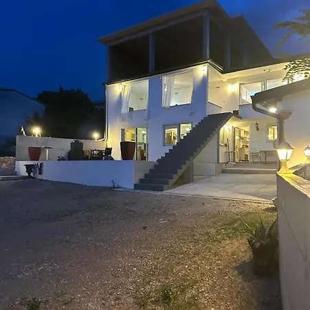 Irma Haus Apartment