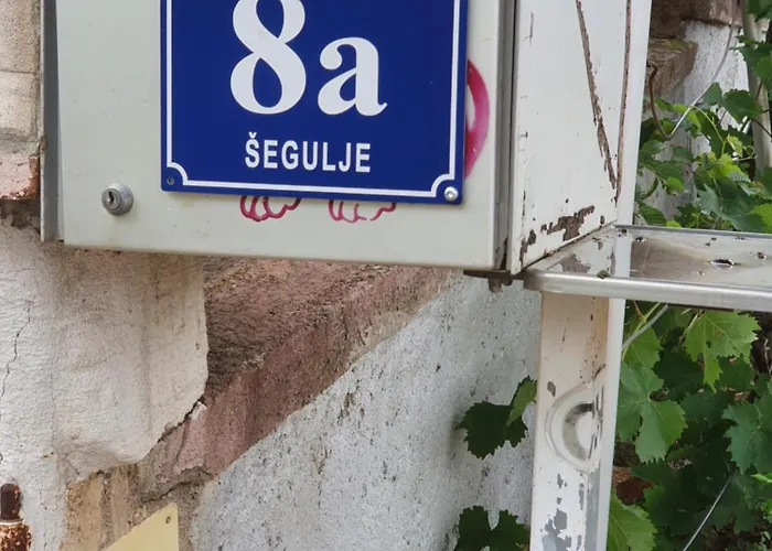 Irma Haus Apartamento Jadranovo